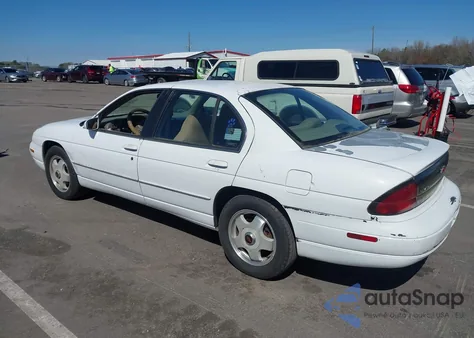 1999 Chevrolet Lumina Ltz z USA, uszkodzony, nr VIN 2G1WN52K9X9217367